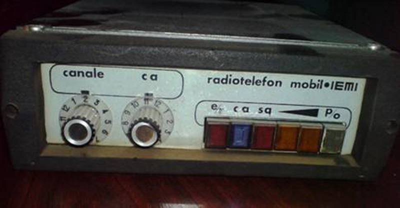 Radiotelefon mobil IEMI R8140 